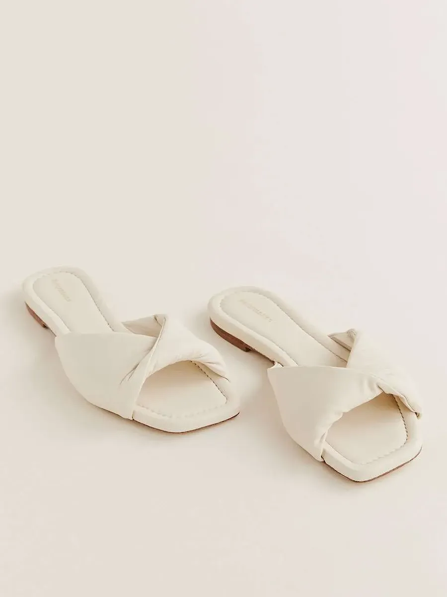 Mikki Twist Flat Sandal - Image 3