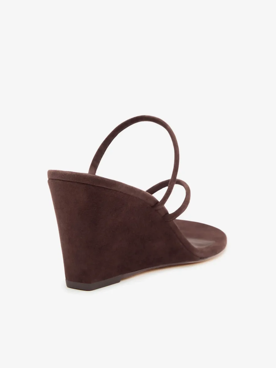 Jorgia Wedge Sandal - Image 4