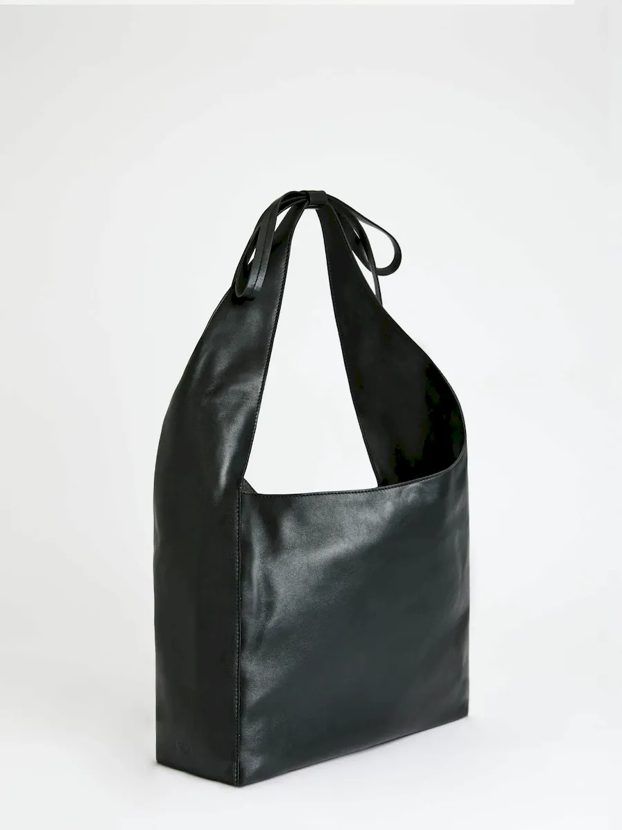 Medium Vittoria Tote Bag - Image 4
