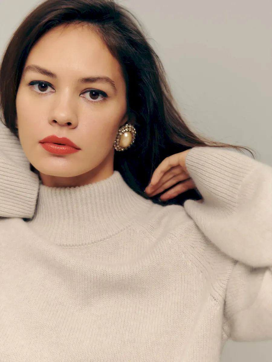 Garrett Cashmere Cropped Turtleneck - Image 2