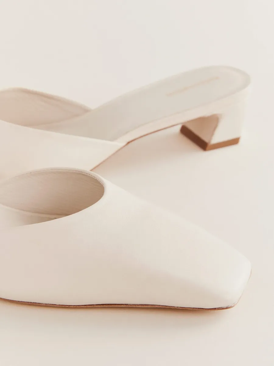 Heather Block Heeled Mule - Image 3