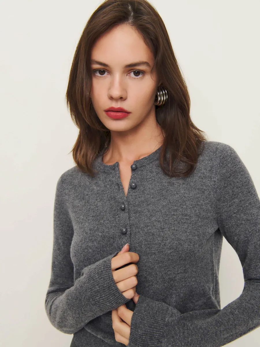 Caspia Cashmere Cropped Cardigan - Image 2