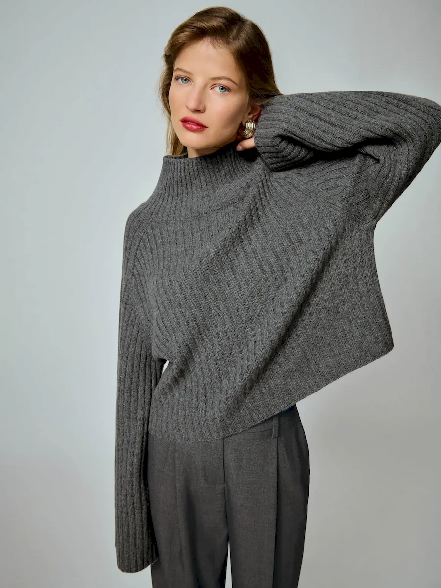 Brooke Cashmere Cropped Turtleneck - Image 2
