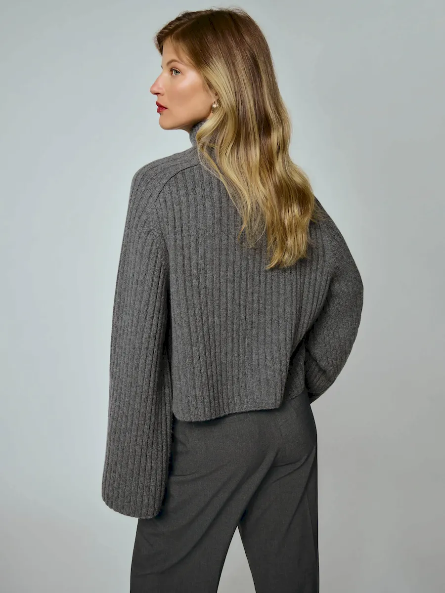 Brooke Cashmere Cropped Turtleneck - Image 4