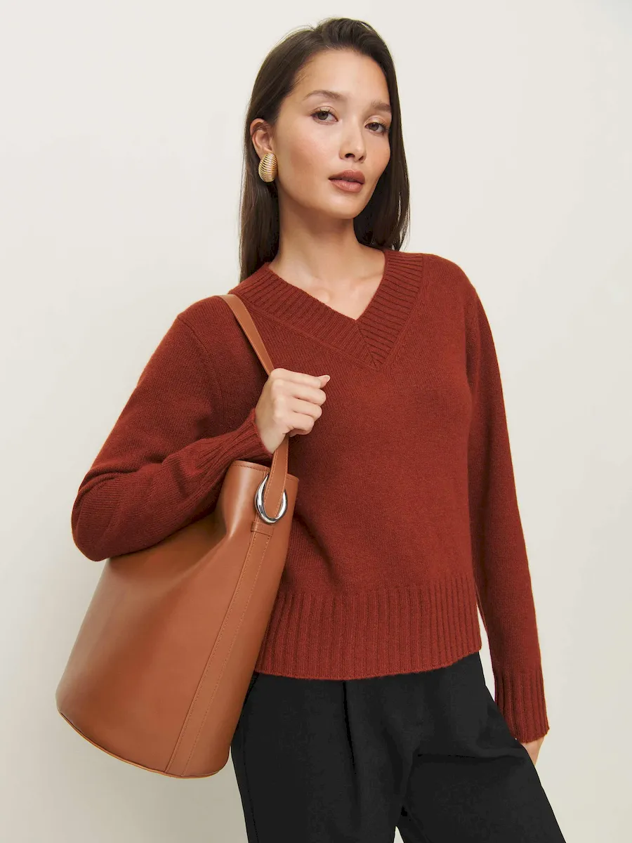 Seleena Bucket Bag - Image 2