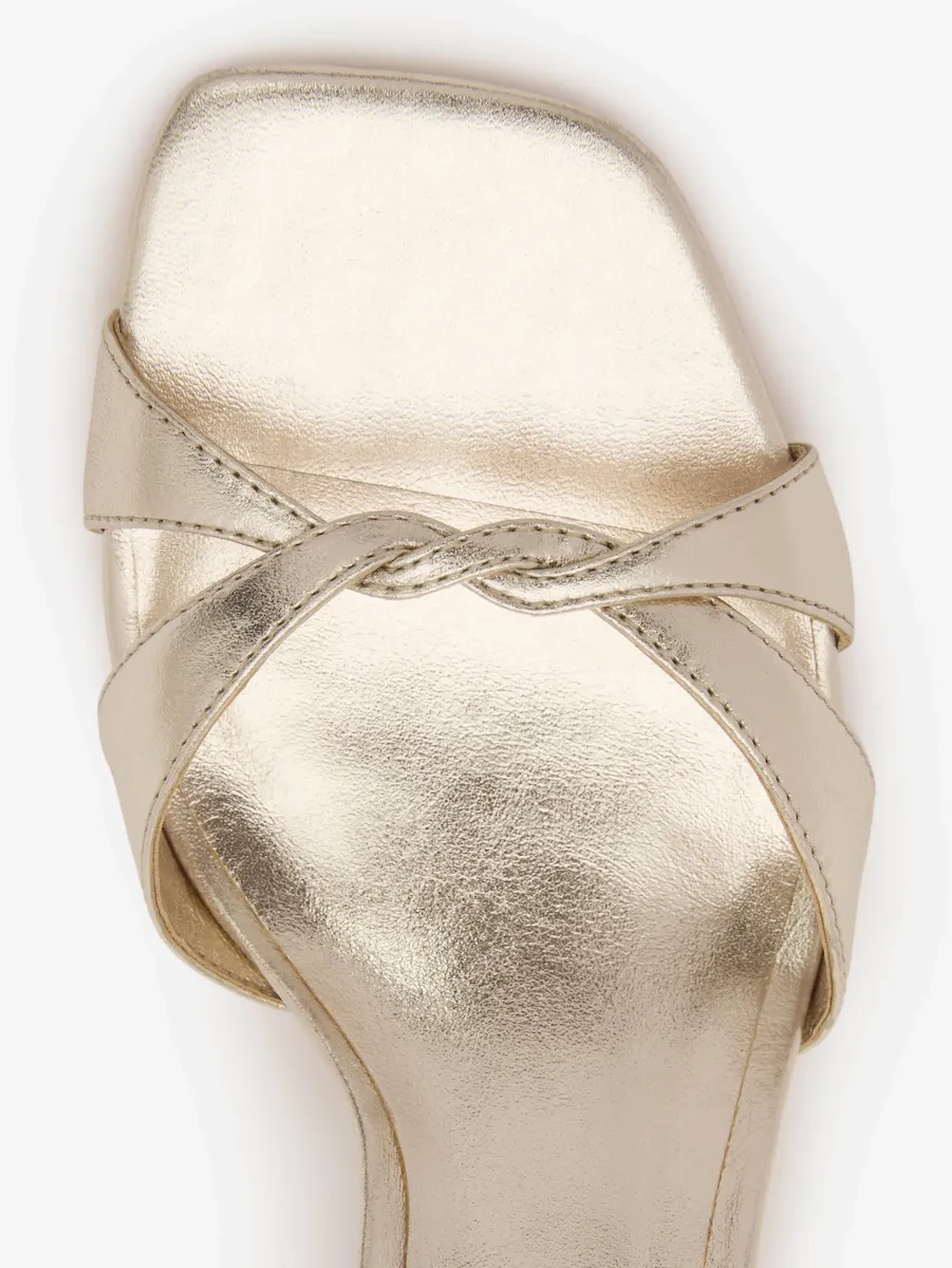 Margo Wedge Sandal - Image 3
