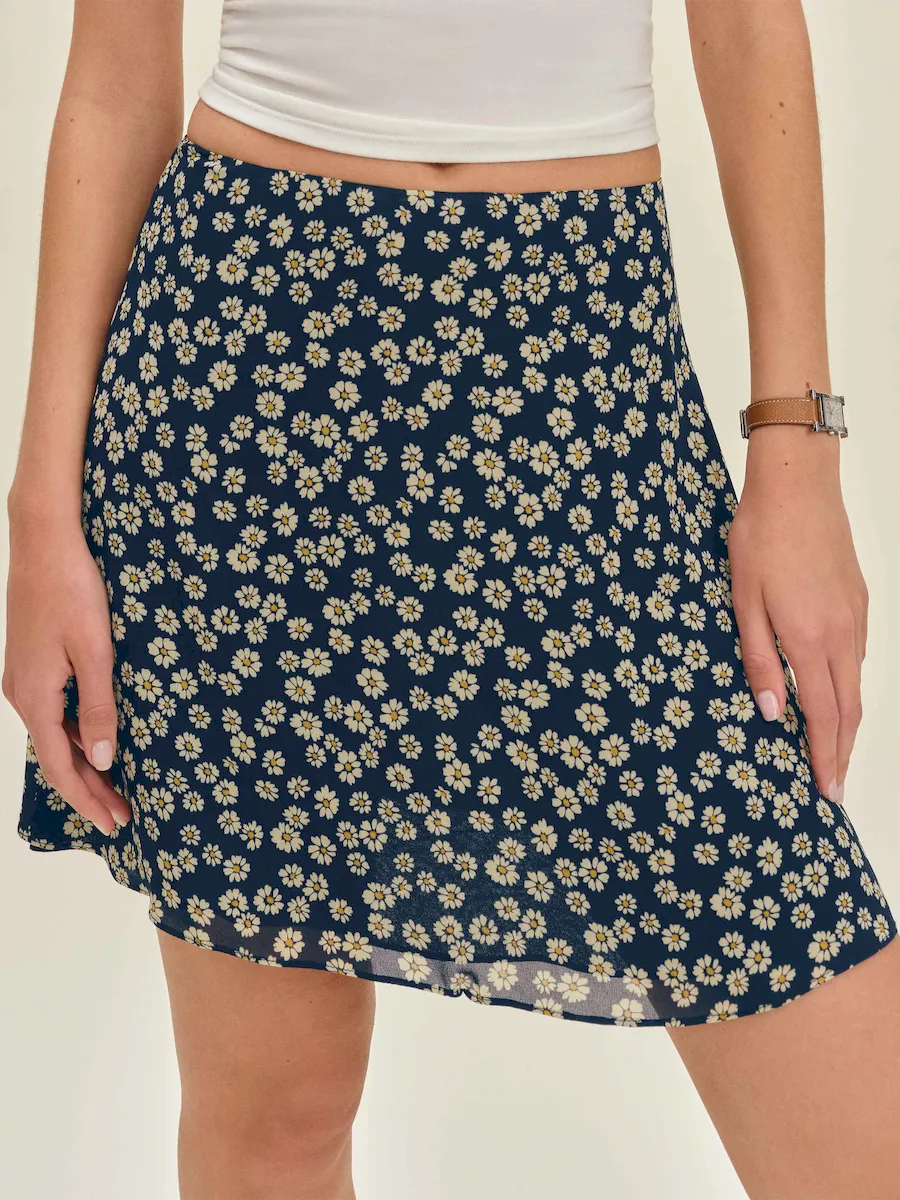 Alena Low Waist Skirt - Image 3
