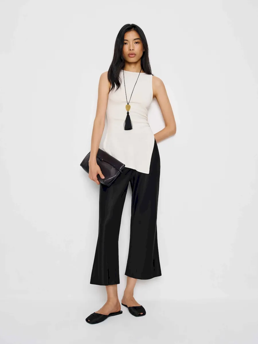Gale Satin Mid Rise Capri Pant